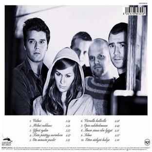 Album cover art for Hölmö rakkaus ylpeä sydän