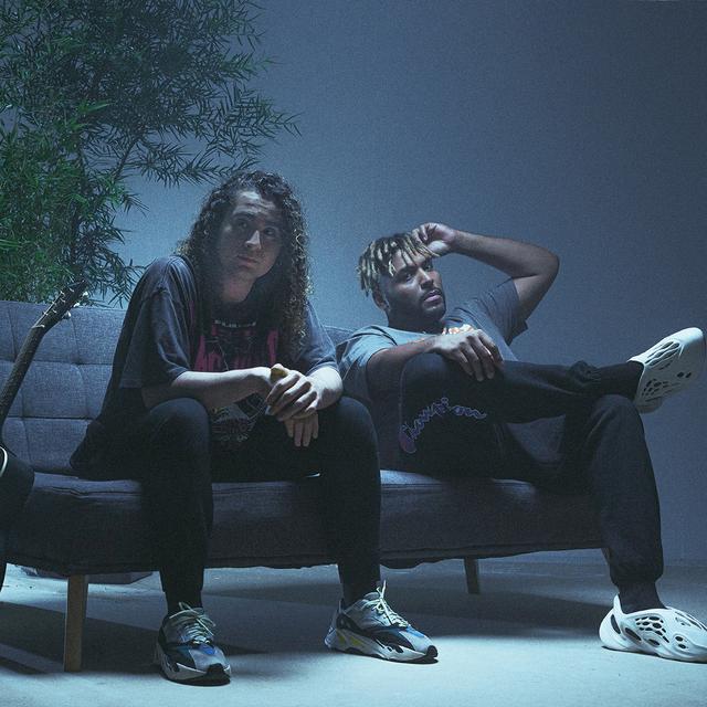 Album cover art for De Buenas