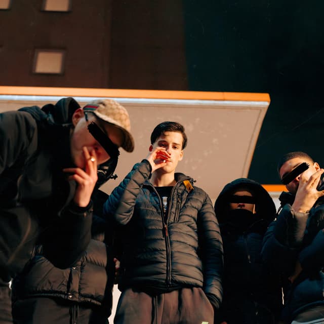 Album cover art for Uit De Buurt