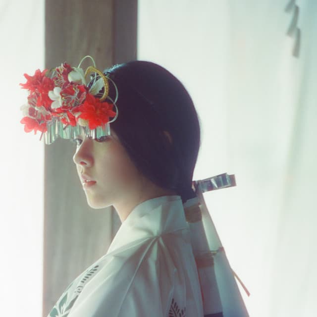 Album cover art for 遥か