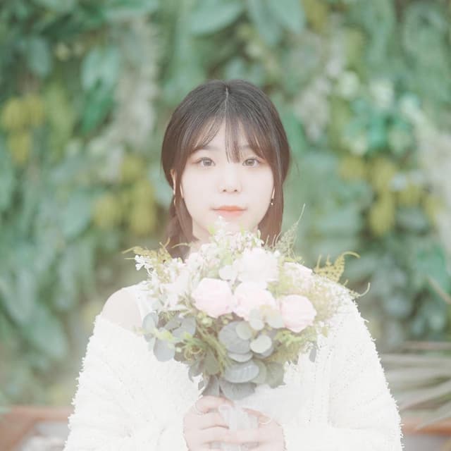 Album cover art for 넌 나의 봄 같아