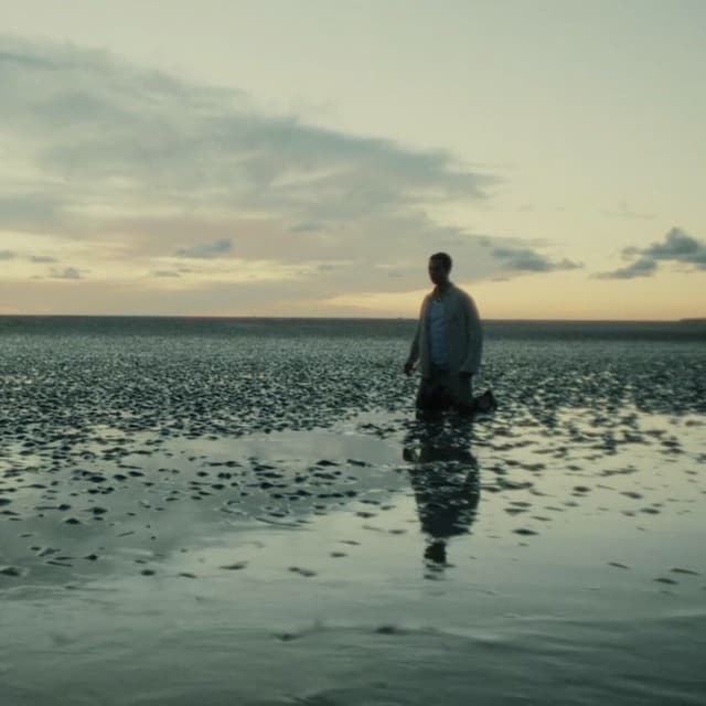 Album cover art for Pétrole