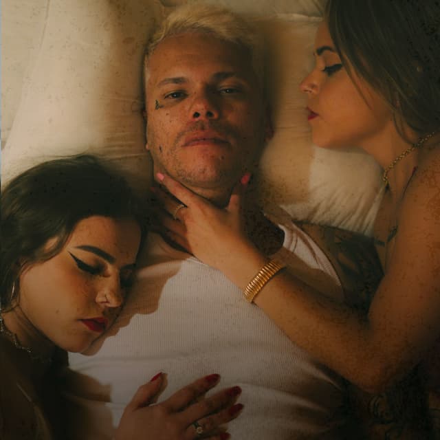 Album cover art for O Amor Depois da Guerra II