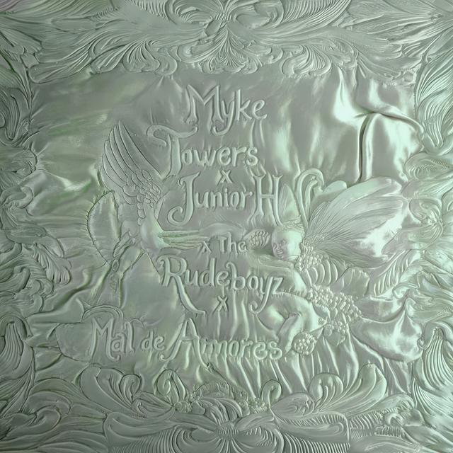 Album cover art for MAL DE AMORES