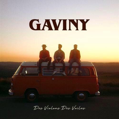 Album cover art for Des violons des voiles