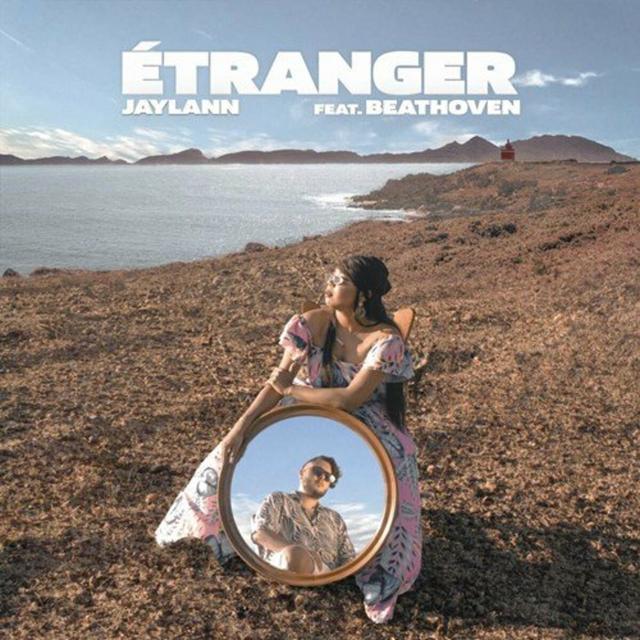 Album cover art for Étranger