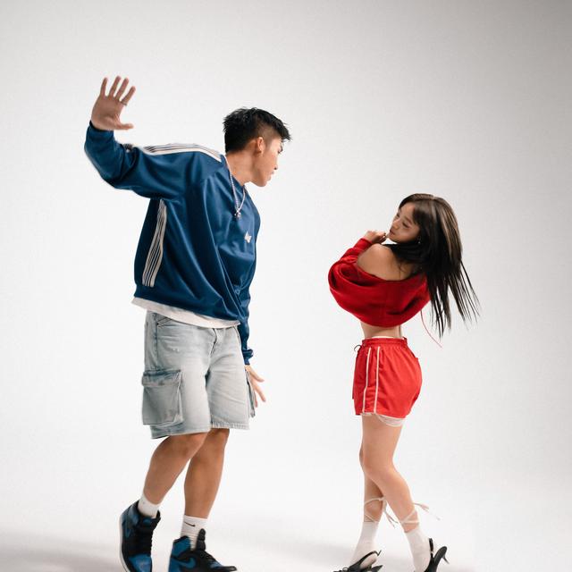 Album cover art for 雙重人格