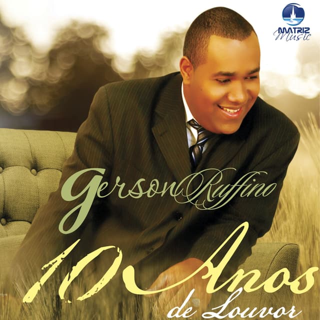 Album cover art for 10 Anos de Louvor