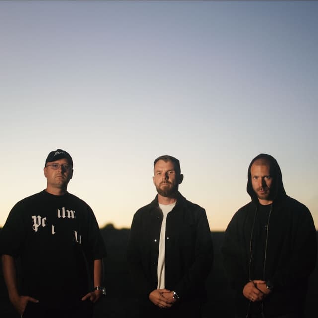 Album cover art for ŁUNA