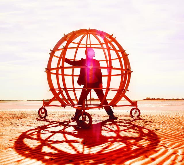 Album cover art for L'Homme du Monde