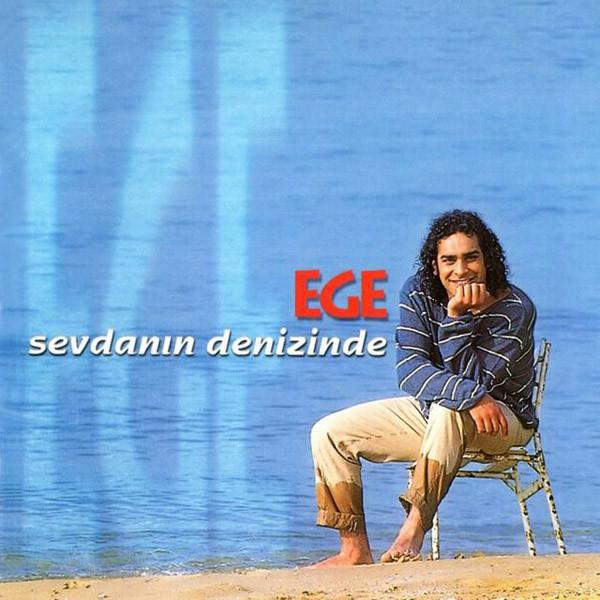 Album cover art for Sevdanın Denizinde