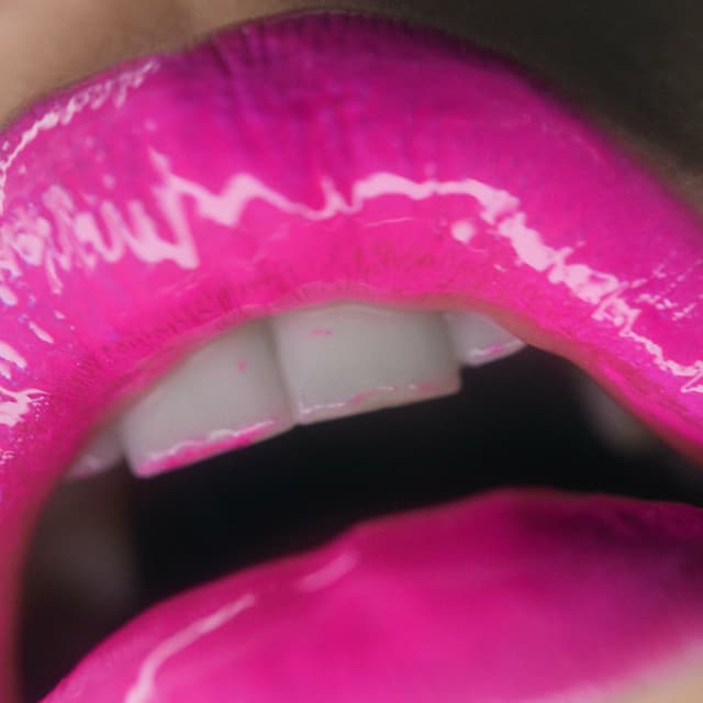 Album cover art for это LOVE