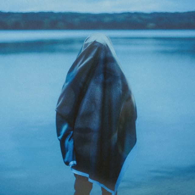 Album cover art for Дивное Место