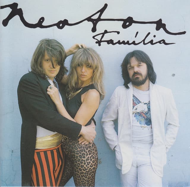 Album cover art for Neoton Família