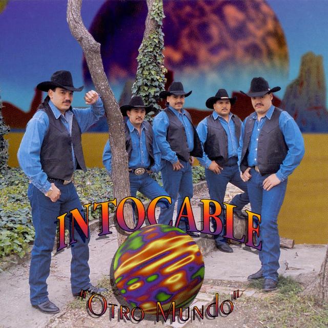 Album cover art for Otro Mundo