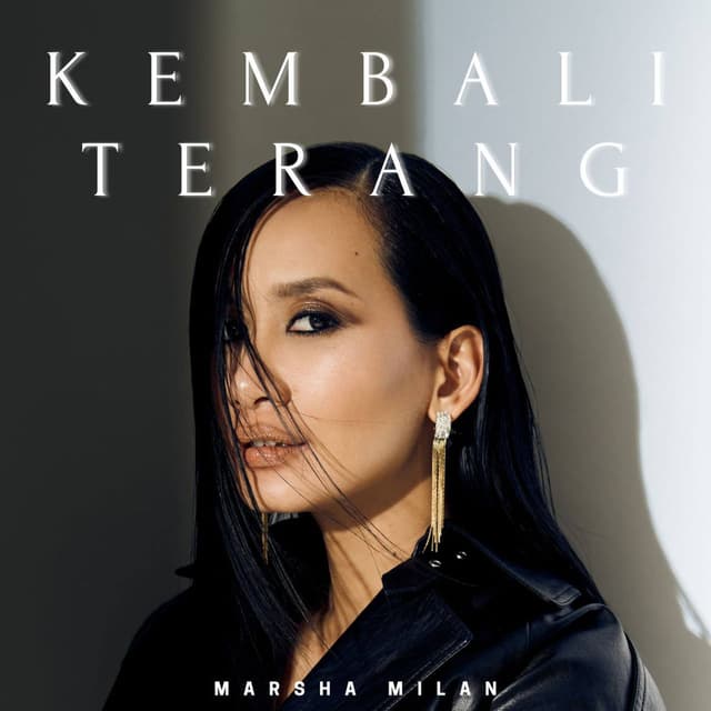 Album cover art for KEMBALI TERANG