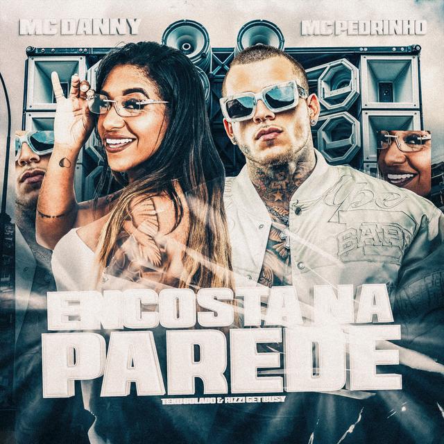 Album cover art for Encosta na Parede