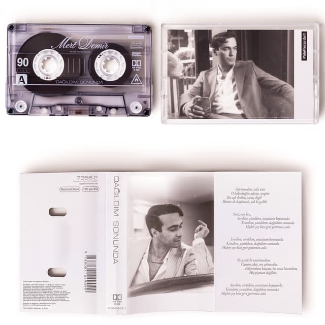 Album cover art for Dağıldım Sonunda