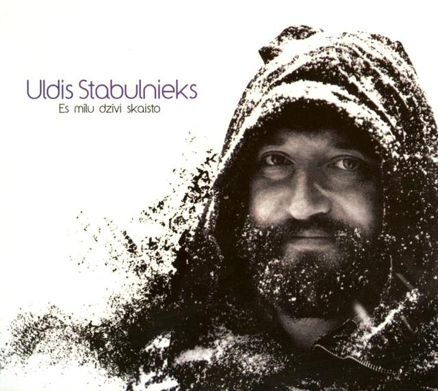 Album cover art for Es mīlu dzīvi skaisto