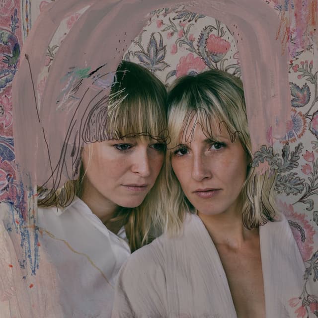 Album cover art for Elles