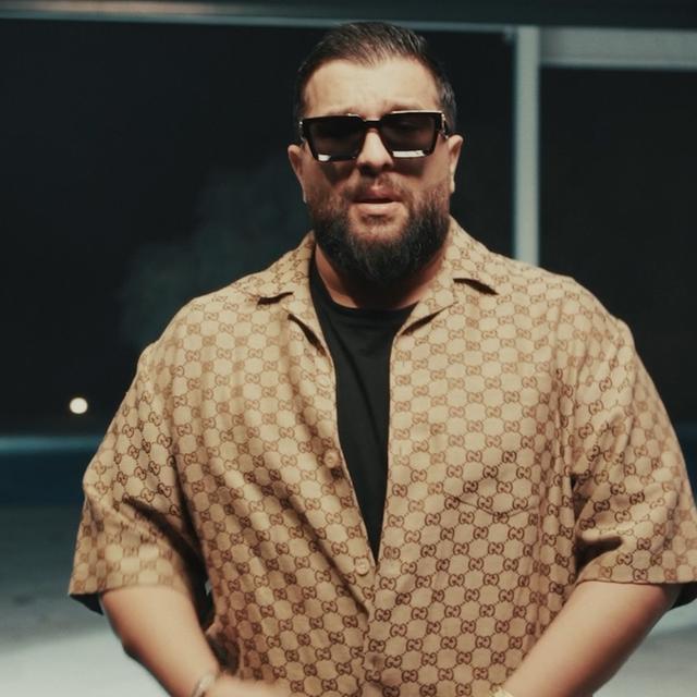 Album cover art for Mananca gagica bio