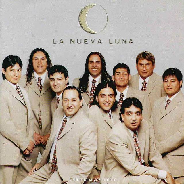 Album cover art for Una Buena Costumbre