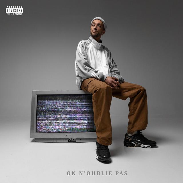 Album cover art for On n’oublie pas