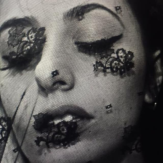 Album cover art for Reír & Llorar