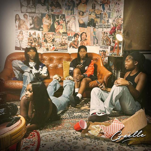 Album cover art for UNIVERS