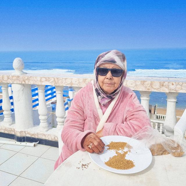 Album cover art for Nanana