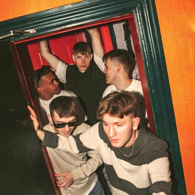 Album cover art for Danser Med Piger