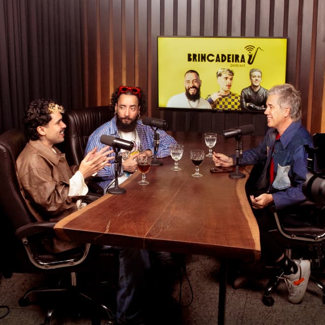 Album cover art for BRINCADEIRA