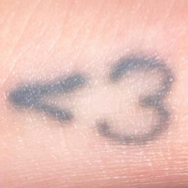 Album cover art for Меньше чем три