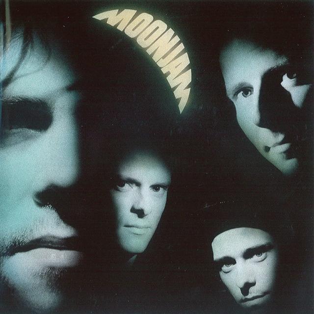 Album cover art for Bag De Blå Bjerge