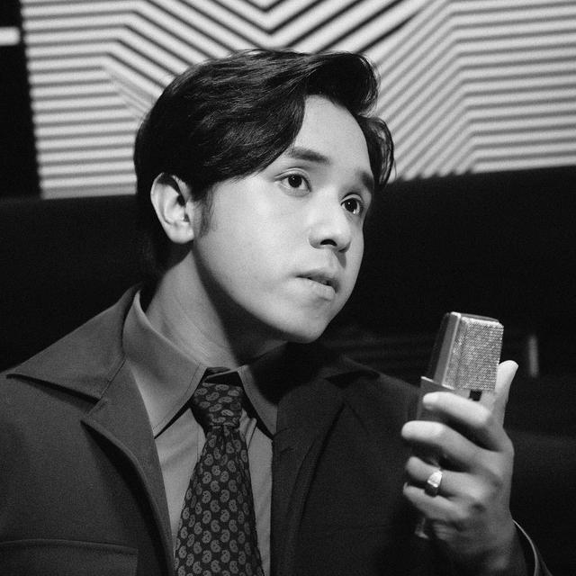 Album cover art for RD Covers [Live]