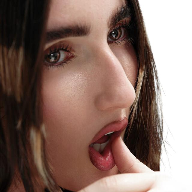 Album cover art for TÚ ET MOI