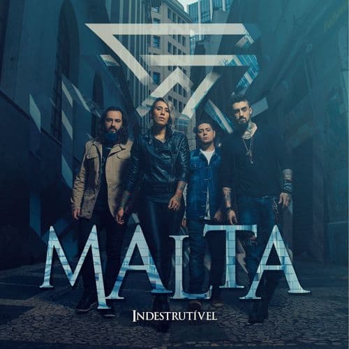 Album cover art for Indestrutível