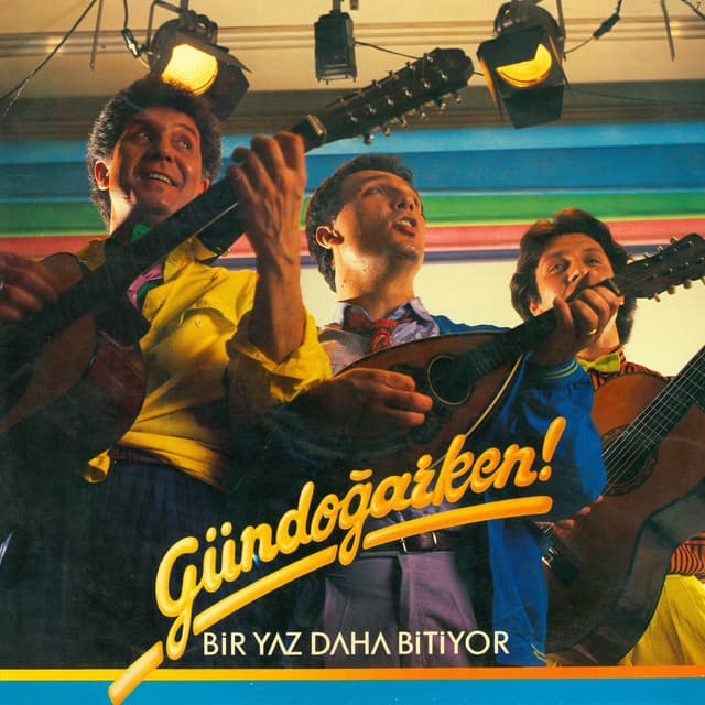 Album cover art for Bir Yaz Daha Bitiyor