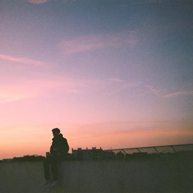 Album cover art for Derniers Souvenirs