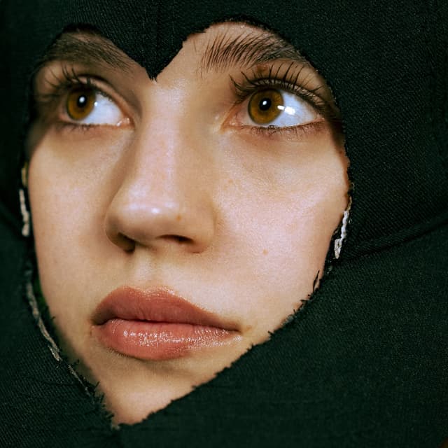 Album cover art for Я хочу любить