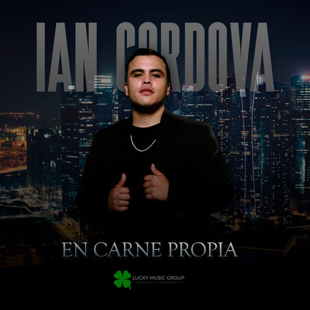 Album cover art for En Carne Propia