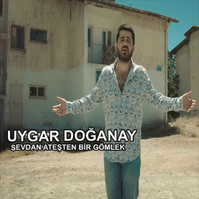 Album cover art for Sevdan Ateşten Bir Gömlek