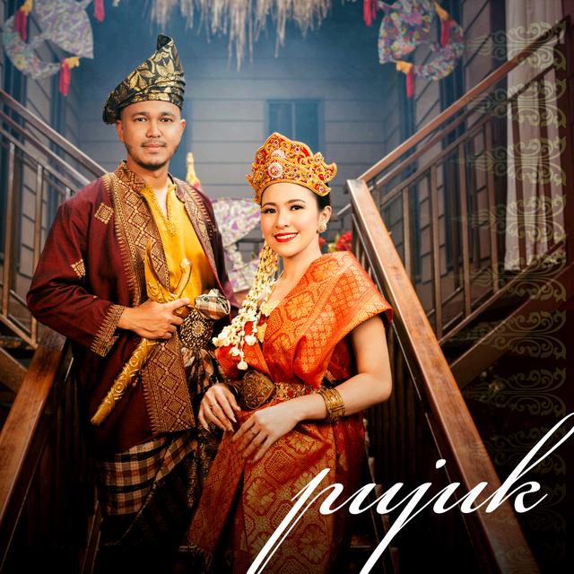 Album cover art for Pujuk