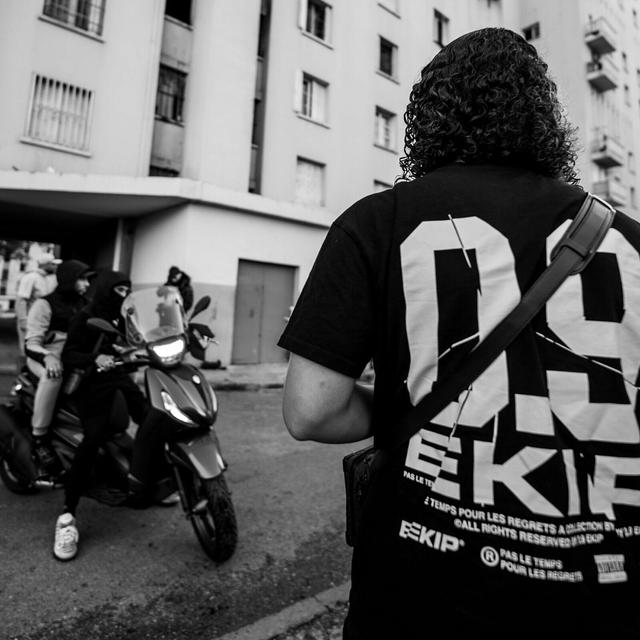 Album cover art for Tkü