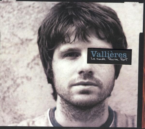 Album cover art for Le Monde Tourne Fort