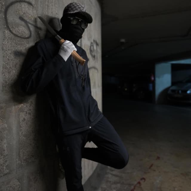 Album cover art for AUCUN REMORDS