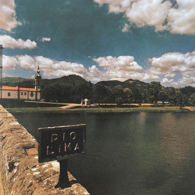 Album cover art for Rio do Esquecimento (Feiras Novas)