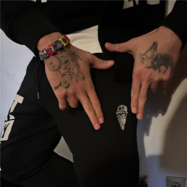 Album cover art for Darling