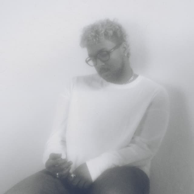 Album cover art for Odota sua