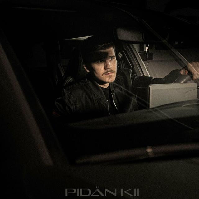 Album cover art for Pidän kii